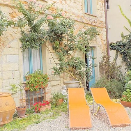 Benvenuti Altrove Bed and Breakfast Cella Monte Eksteriør billede